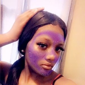 Meet your Posher, Keisha
